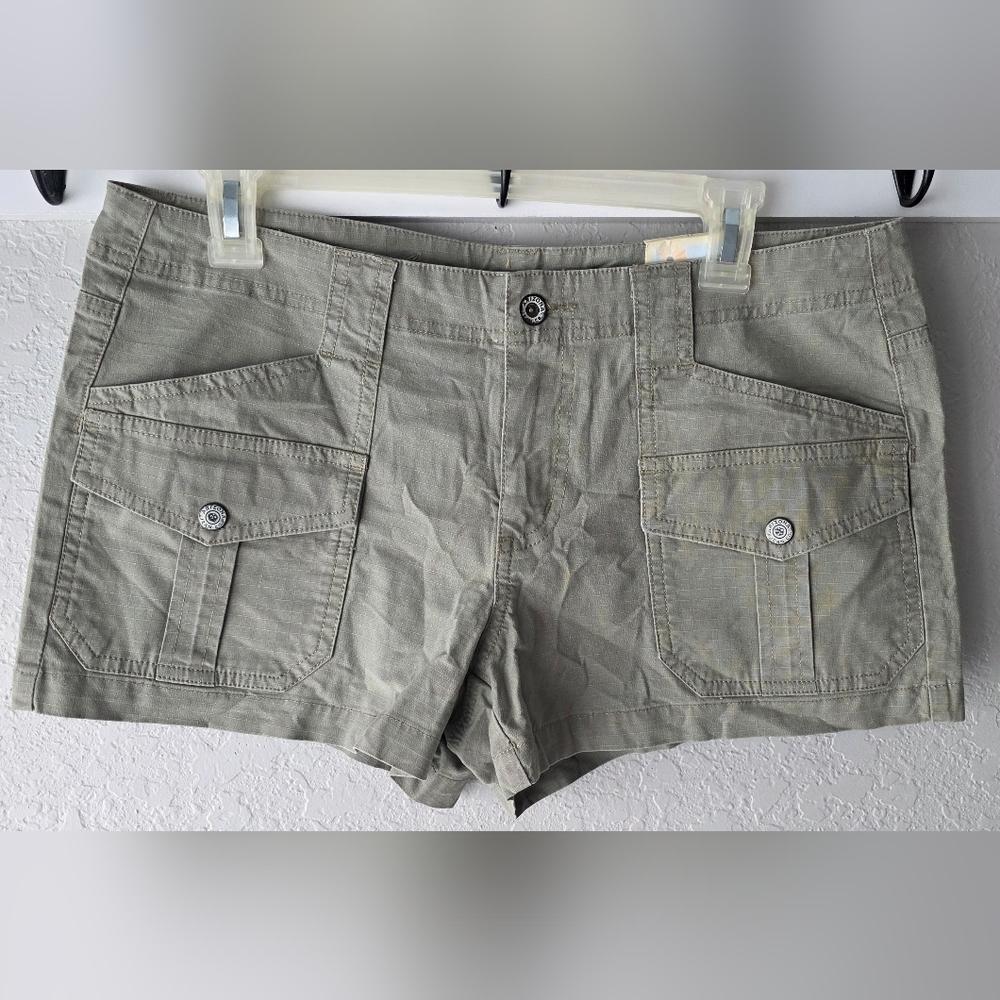 Arizona Olive Green Size 11 Cargo Shorts NWT